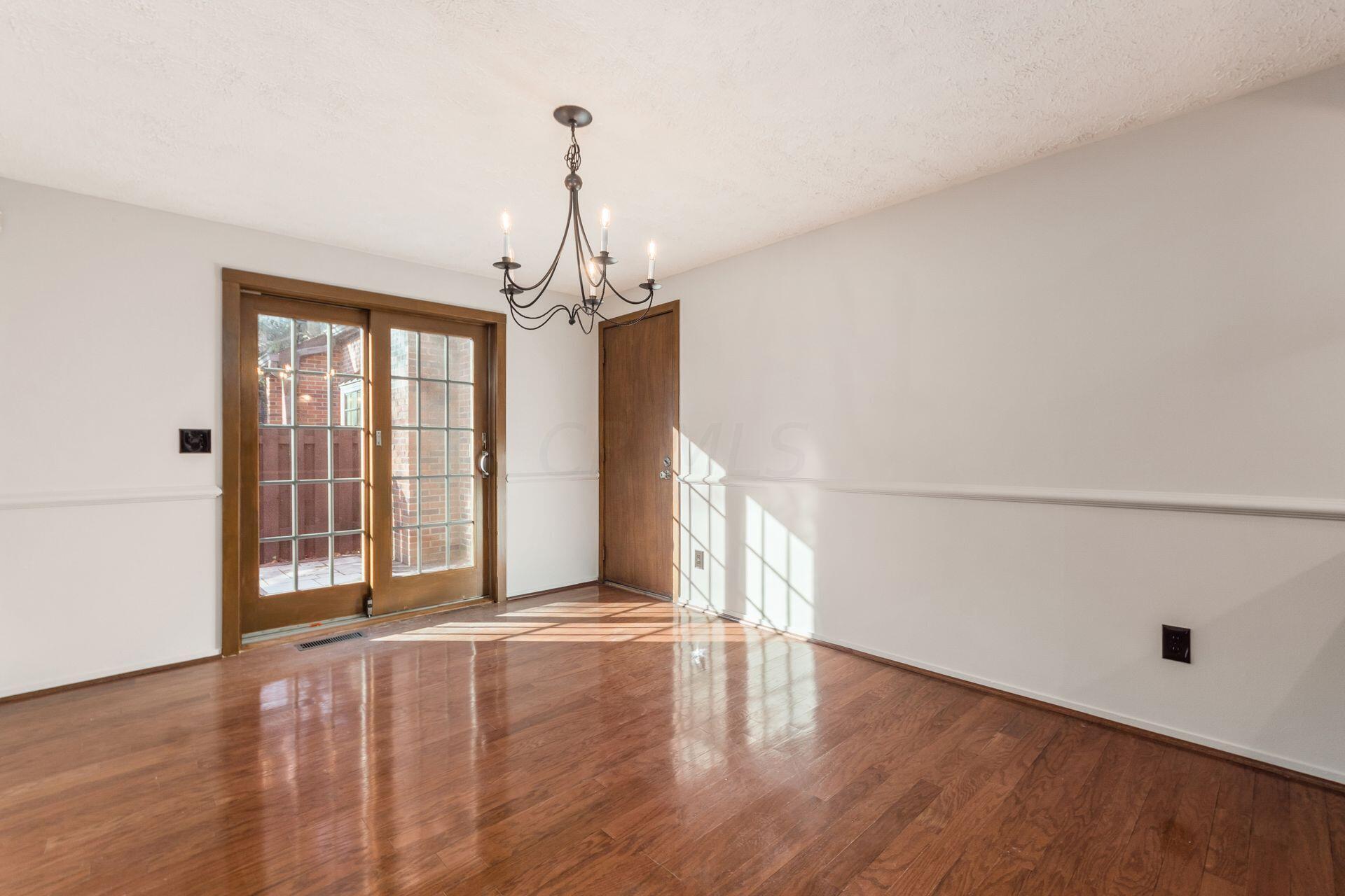 4743 Dierker Road, Unit 3 Columbus, OH 43220 - Photo 12 of 47 Dining Area
