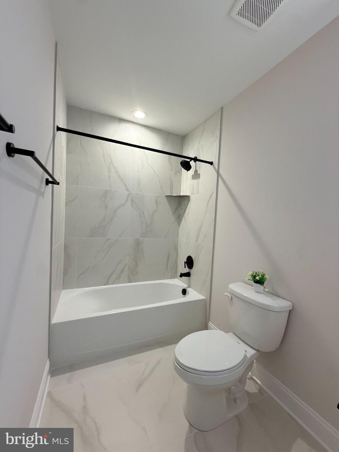 206 Saylers Creek Road Locust Grove, VA 22508 - Photo 43 of 49 a bathroom with a toilet and a shower