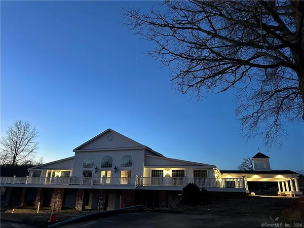 $1,190 | 3 Banner Road, Unit 107, East Haddam, CT 06469