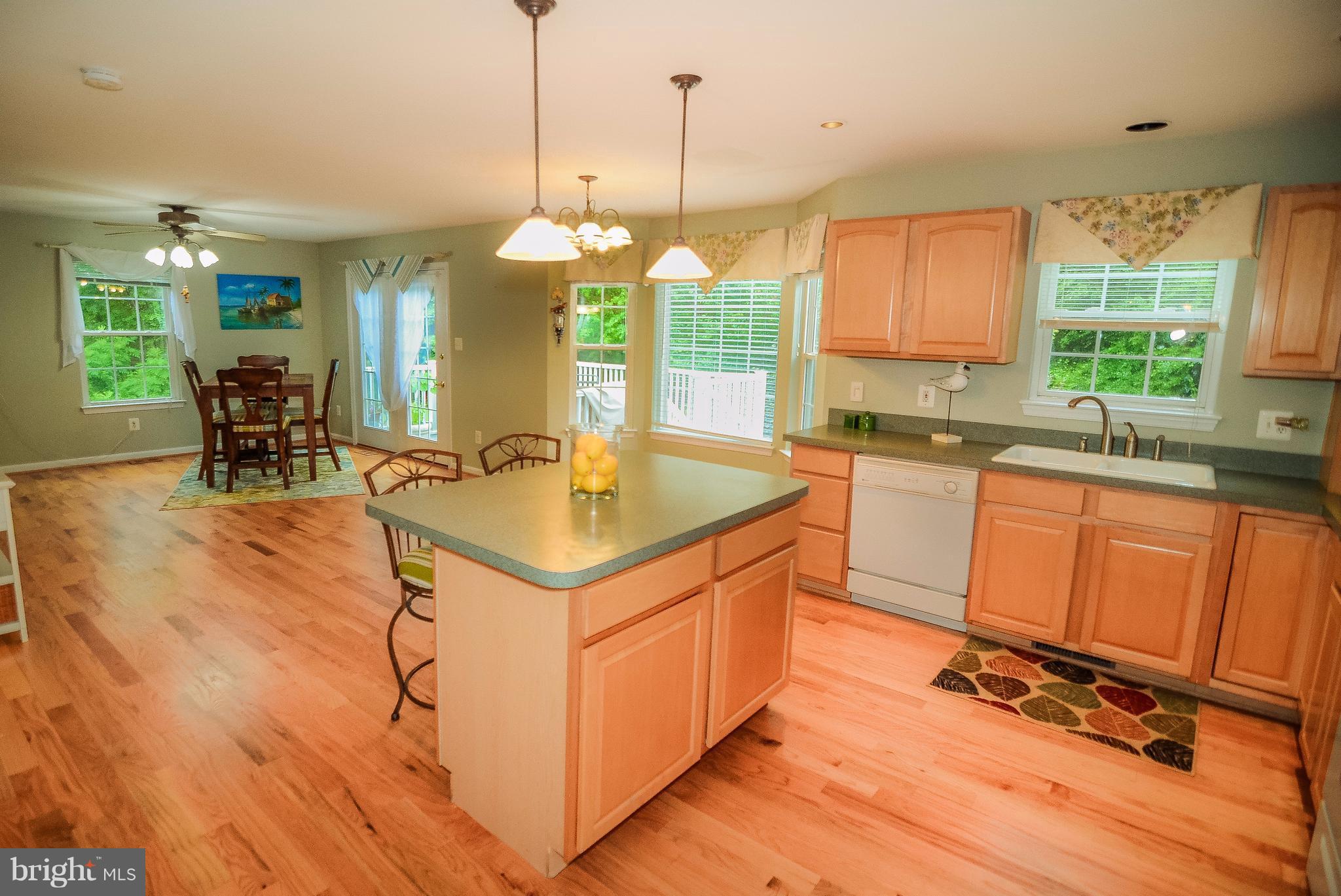8425 Pushaw Station Road Owings, MD 20736 - Photo 3 of 30 Kitchen