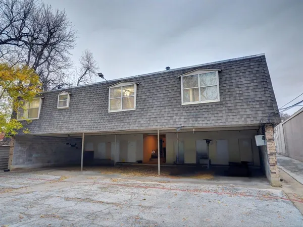 $1,650 | 3319 Crites Street, Unit 203, Richland Hills, TX 76118