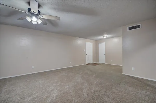 $1,650 | 3319 Crites Street, Unit 203, Richland Hills, TX 76118