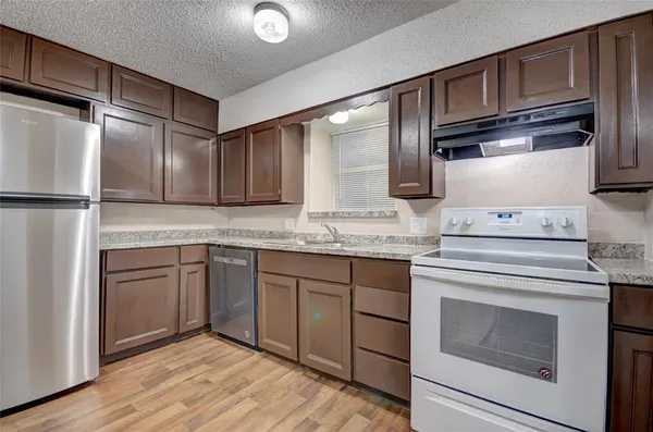 $1,650 | 3319 Crites Street, Unit 203, Richland Hills, TX 76118