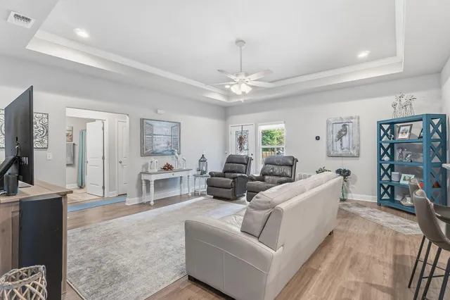 $323,900 | 1827 Sundown Drive, Navarre, FL 32566