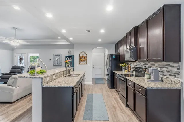 $323,900 | 1827 Sundown Drive, Navarre, FL 32566