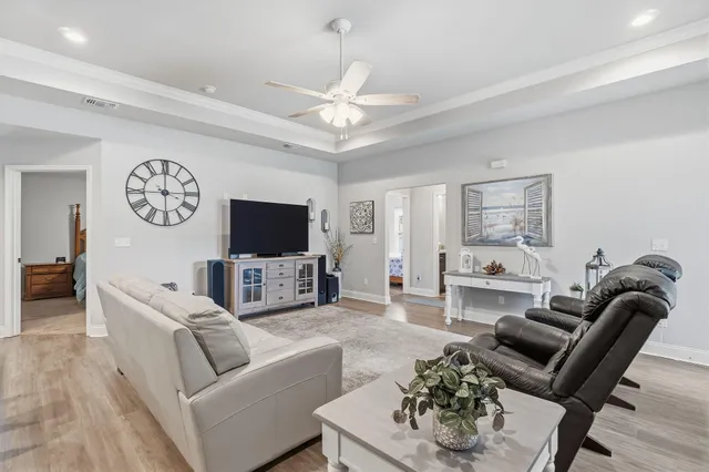 $323,900 | 1827 Sundown Drive, Navarre, FL 32566