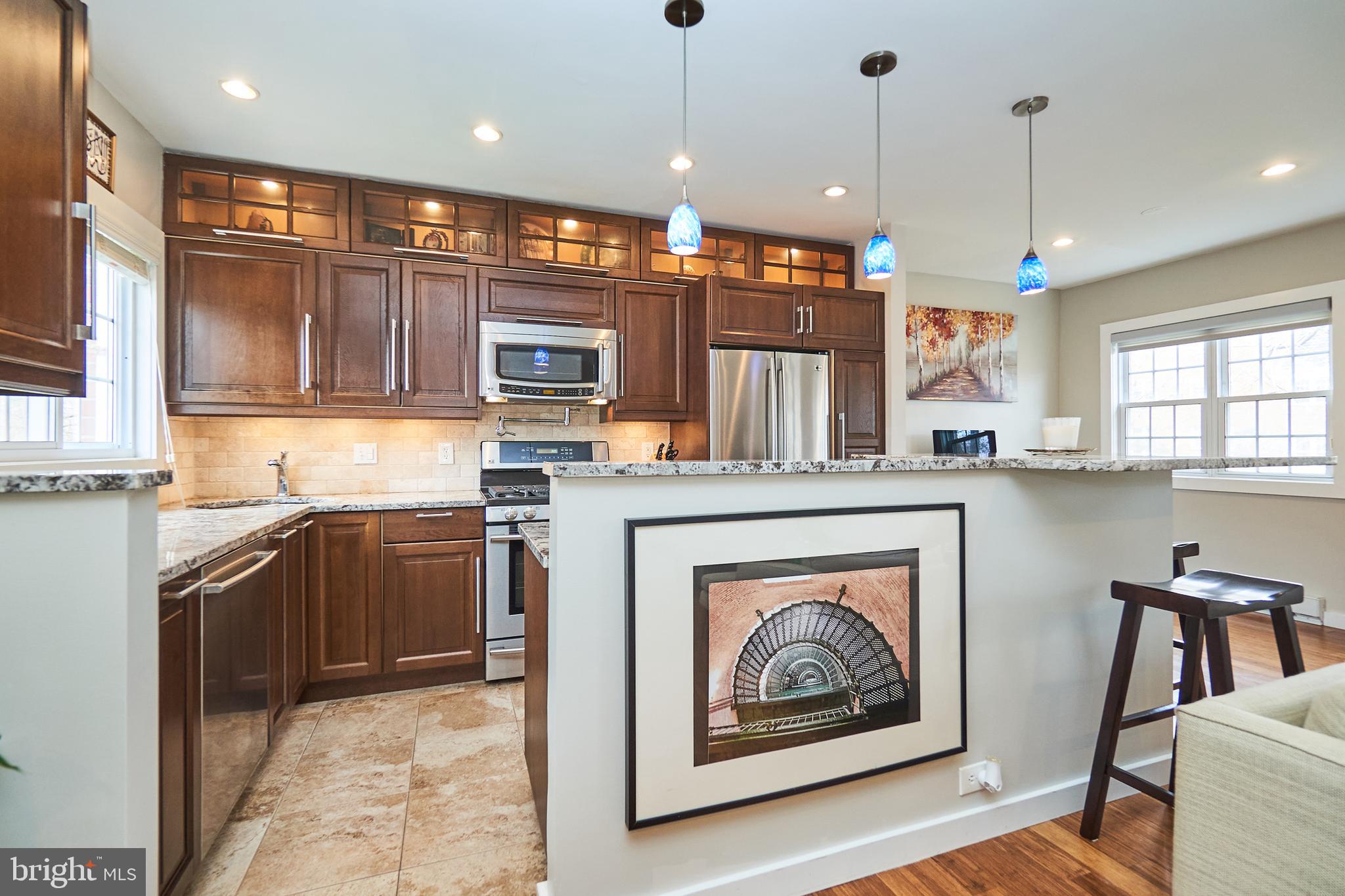 3642 Gunston Road Alexandria, VA 22302 - Photo 8 of 28 Kitchen