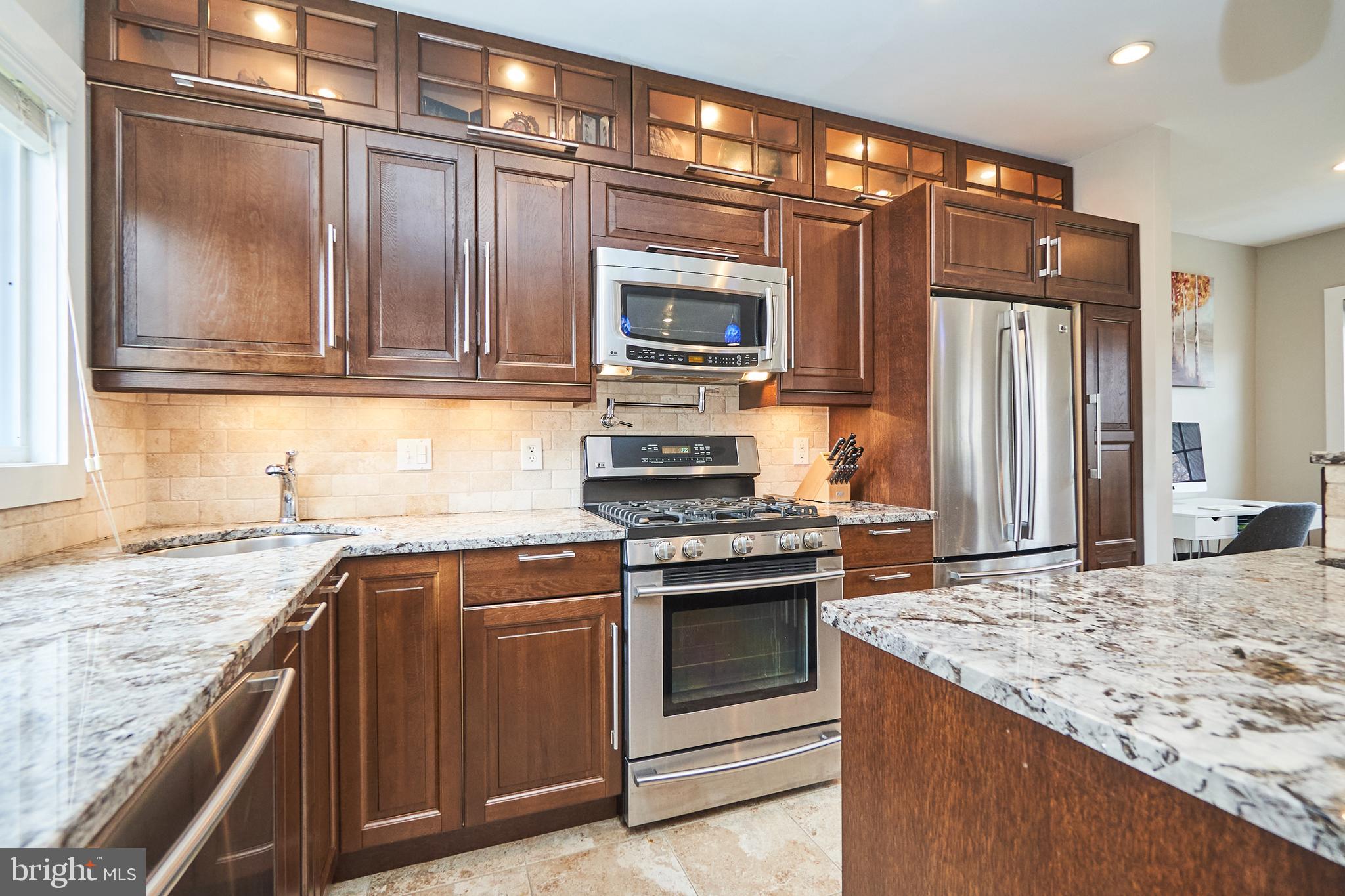 3642 Gunston Road Alexandria, VA 22302 - Photo 9 of 28 Completely renovated with custom cabinets