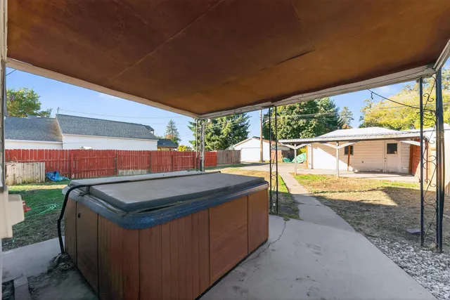 $259,000 | 5609 North Monroe Street, Spokane, WA 99205