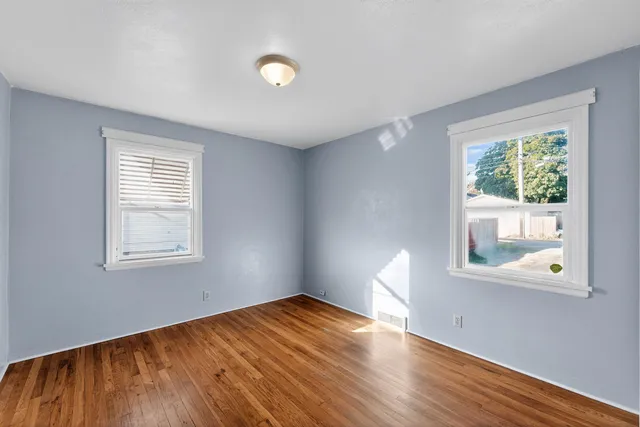 $259,000 | 5609 North Monroe Street, Spokane, WA 99205