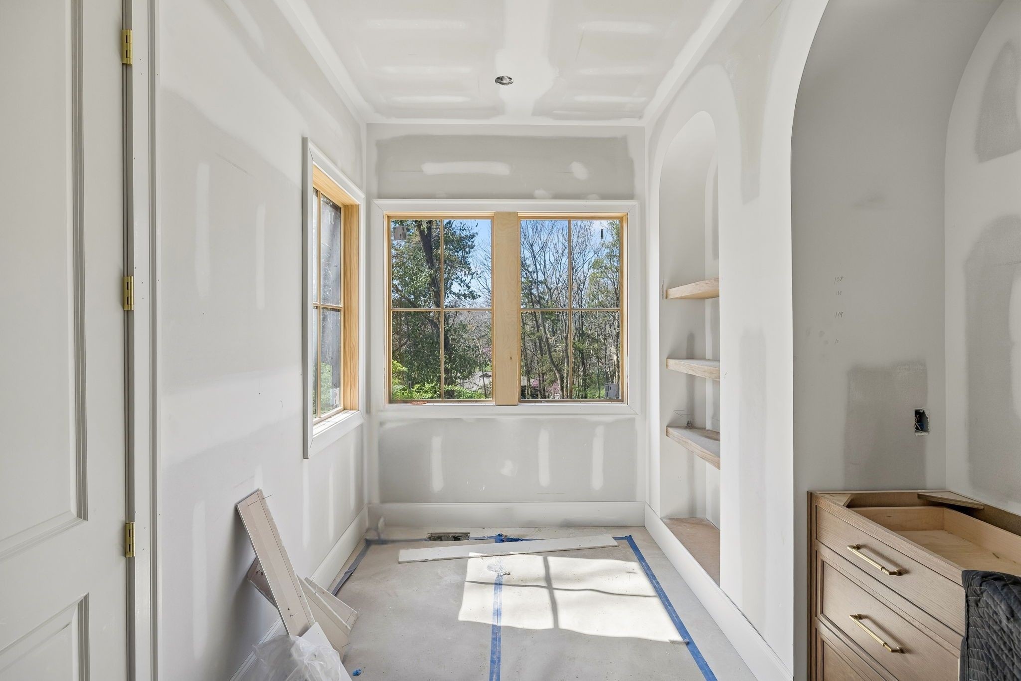 4521 Shys Hill Road Nashville, TN 37215 - Photo 20 of 46 a view of kitchen with furniture and window
