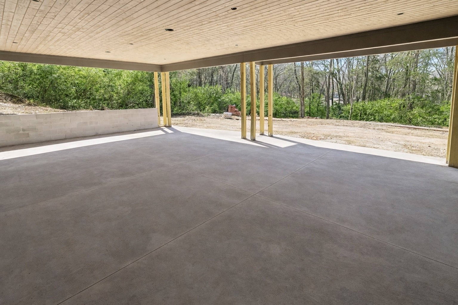 4521 Shys Hill Road Nashville, TN 37215 - Photo 42 of 46 a view of room with yard