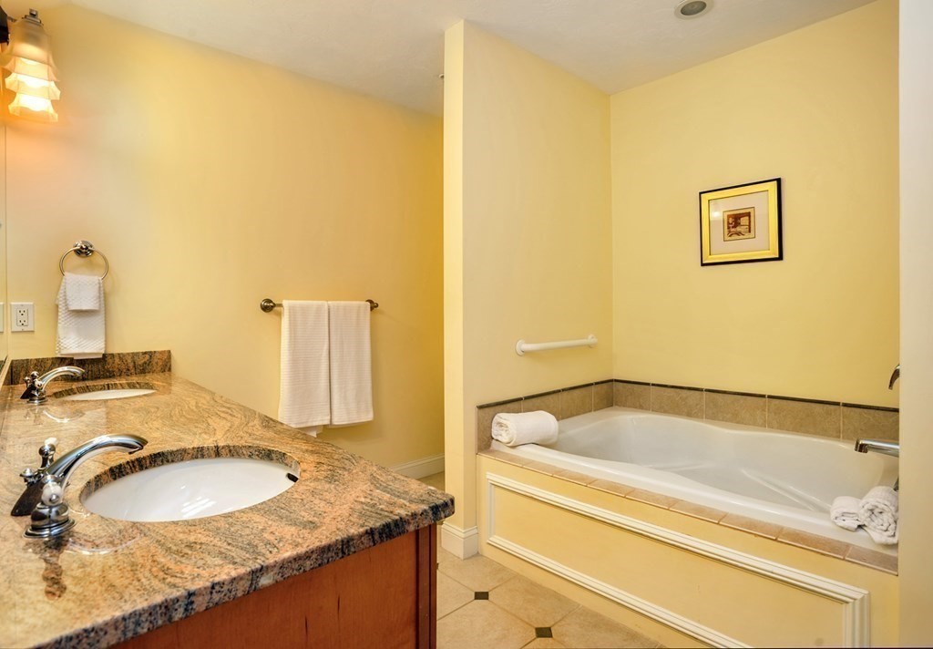 19 Maple Lane, Unit 19 Marshfield, MA 02050 - Photo 13 of 25