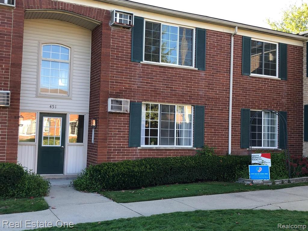 451 Miller Avenue, Unit 212 Rochester, MI 48307 - Photo 1 of 11