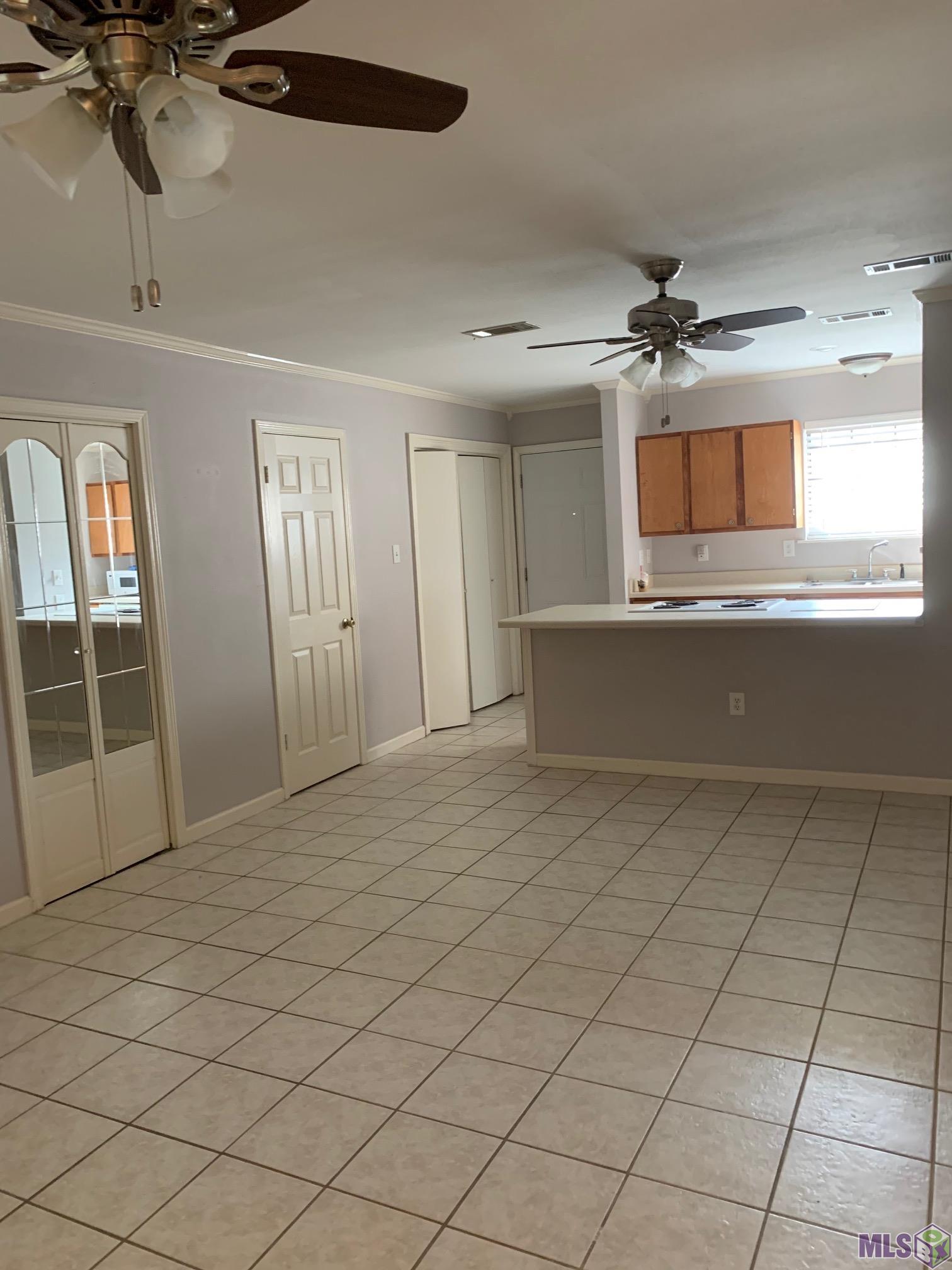 4352 Stumberg Lane Baton Rouge, LA 70816 - Photo 3 of 12