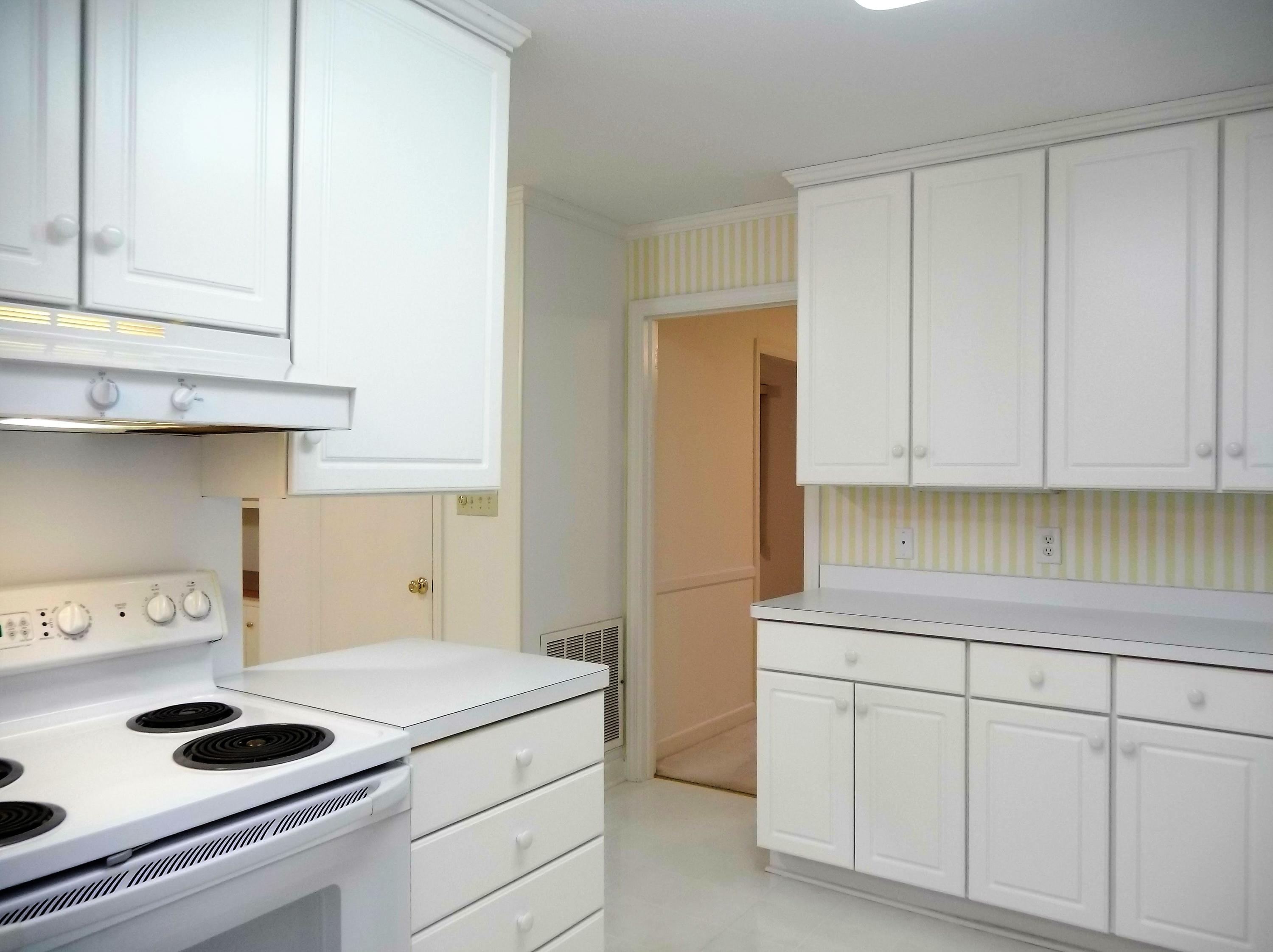 405 Hill Road Southern Pines, NC 28387 - Photo 14 of 35 More cabinetry!