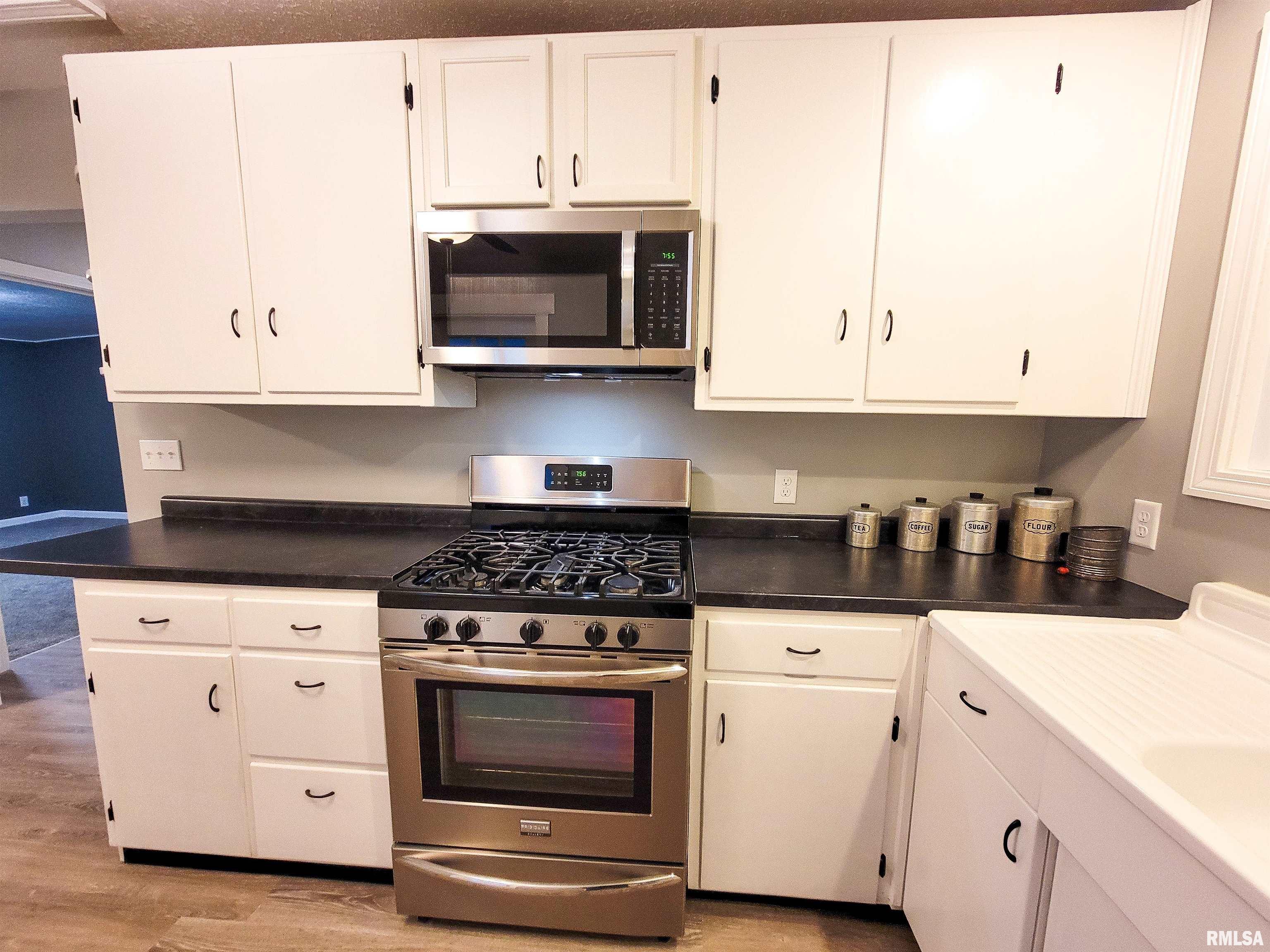 427 East 4th Street Flora, IL 62839 - Photo 22 of 77 Gallery Image 22