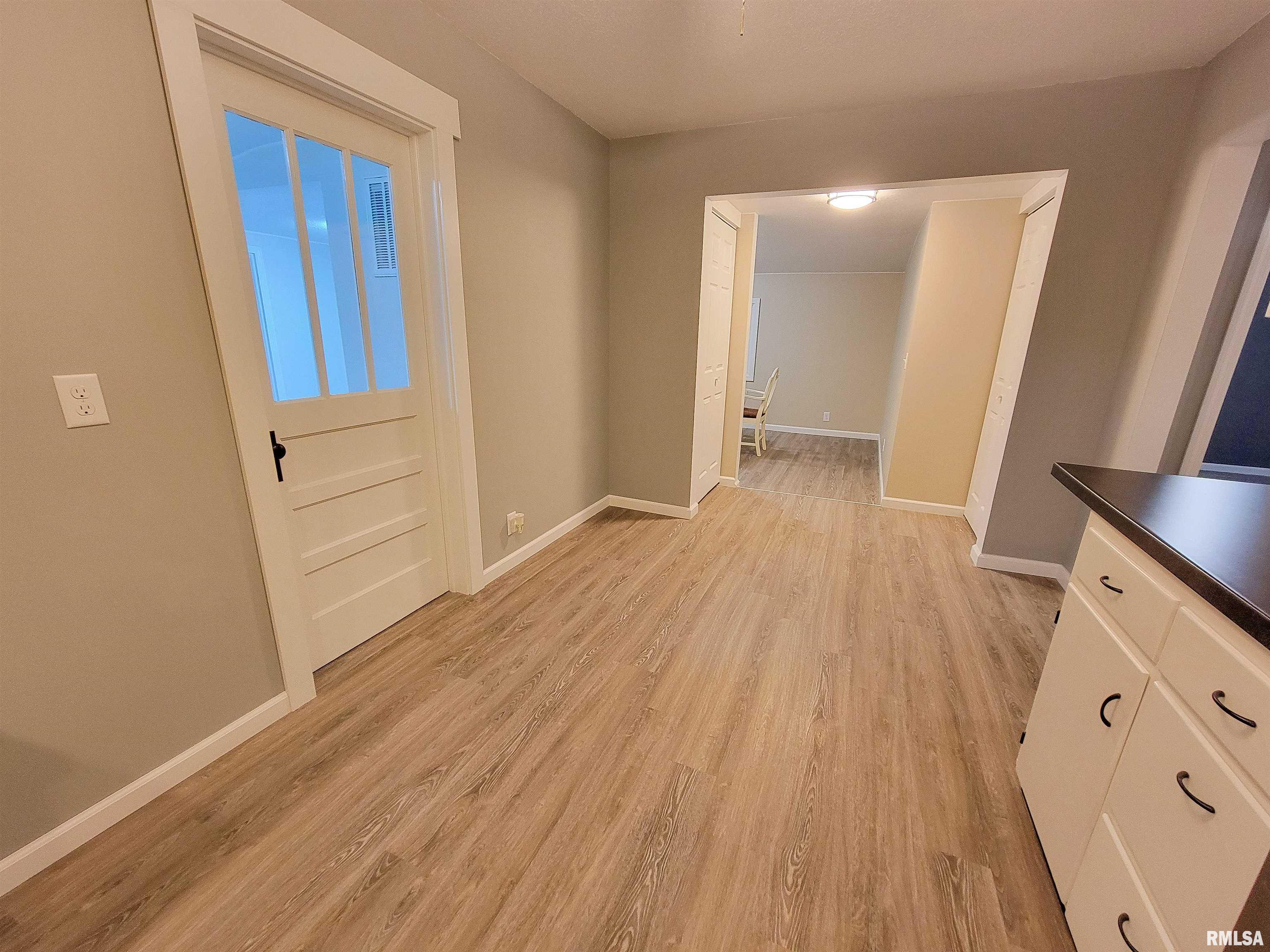 427 East 4th Street Flora, IL 62839 - Photo 31 of 77 Gallery Image 31