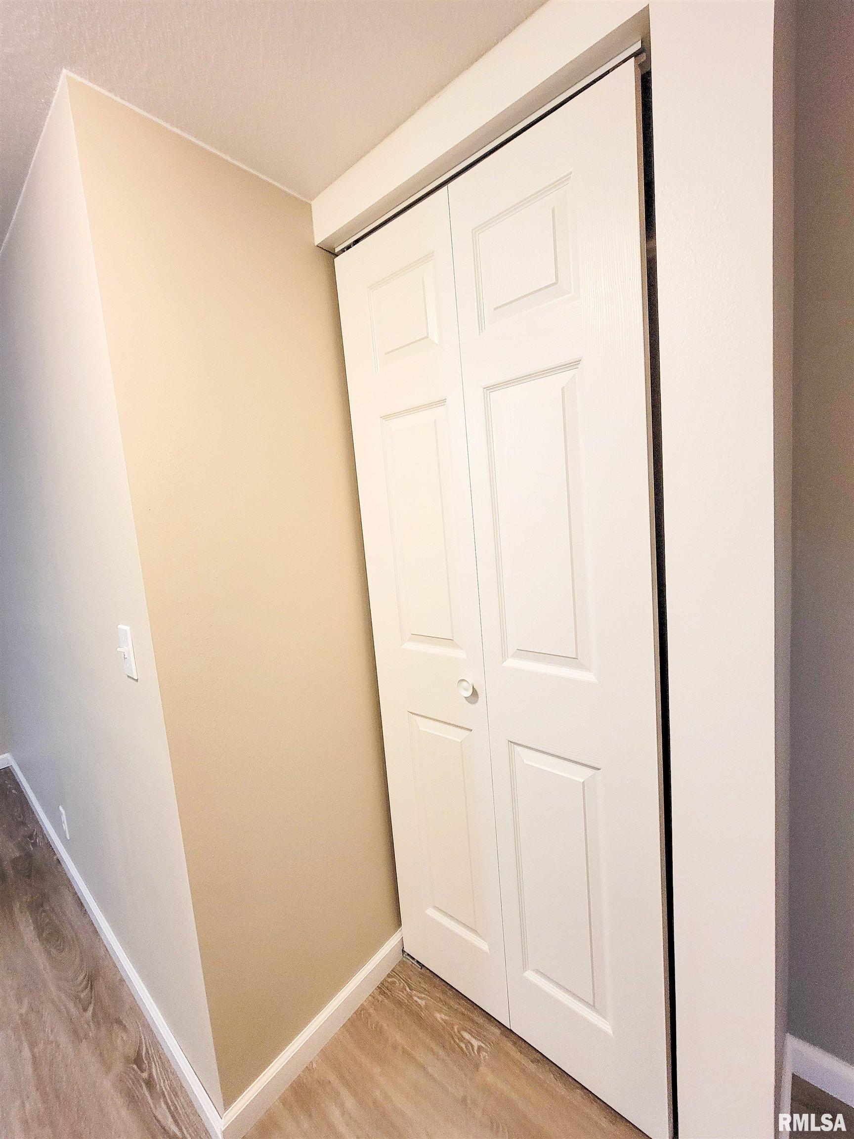427 East 4th Street Flora, IL 62839 - Photo 35 of 77 Gallery Image 35
