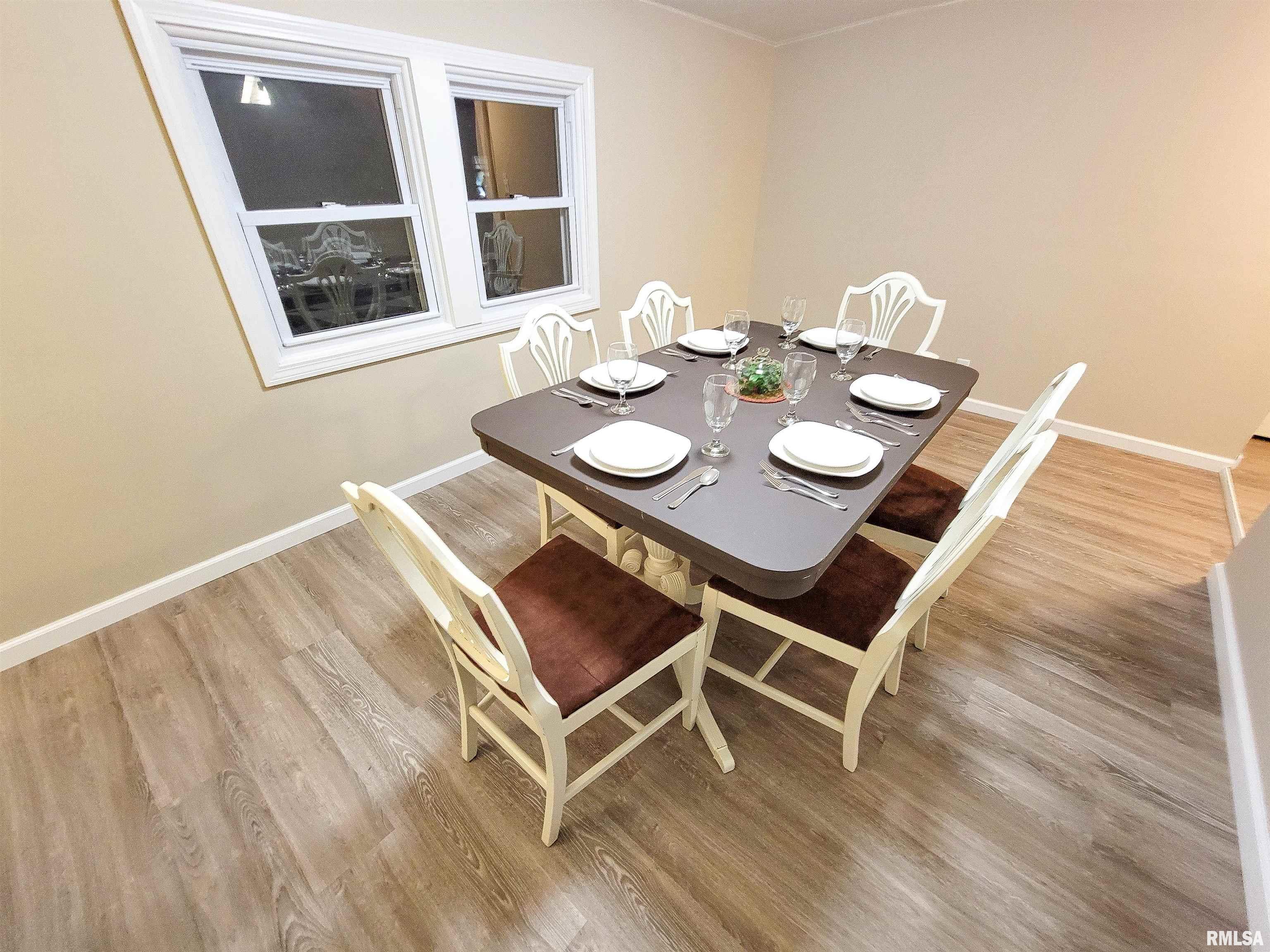427 East 4th Street Flora, IL 62839 - Photo 38 of 77 Gallery Image 38