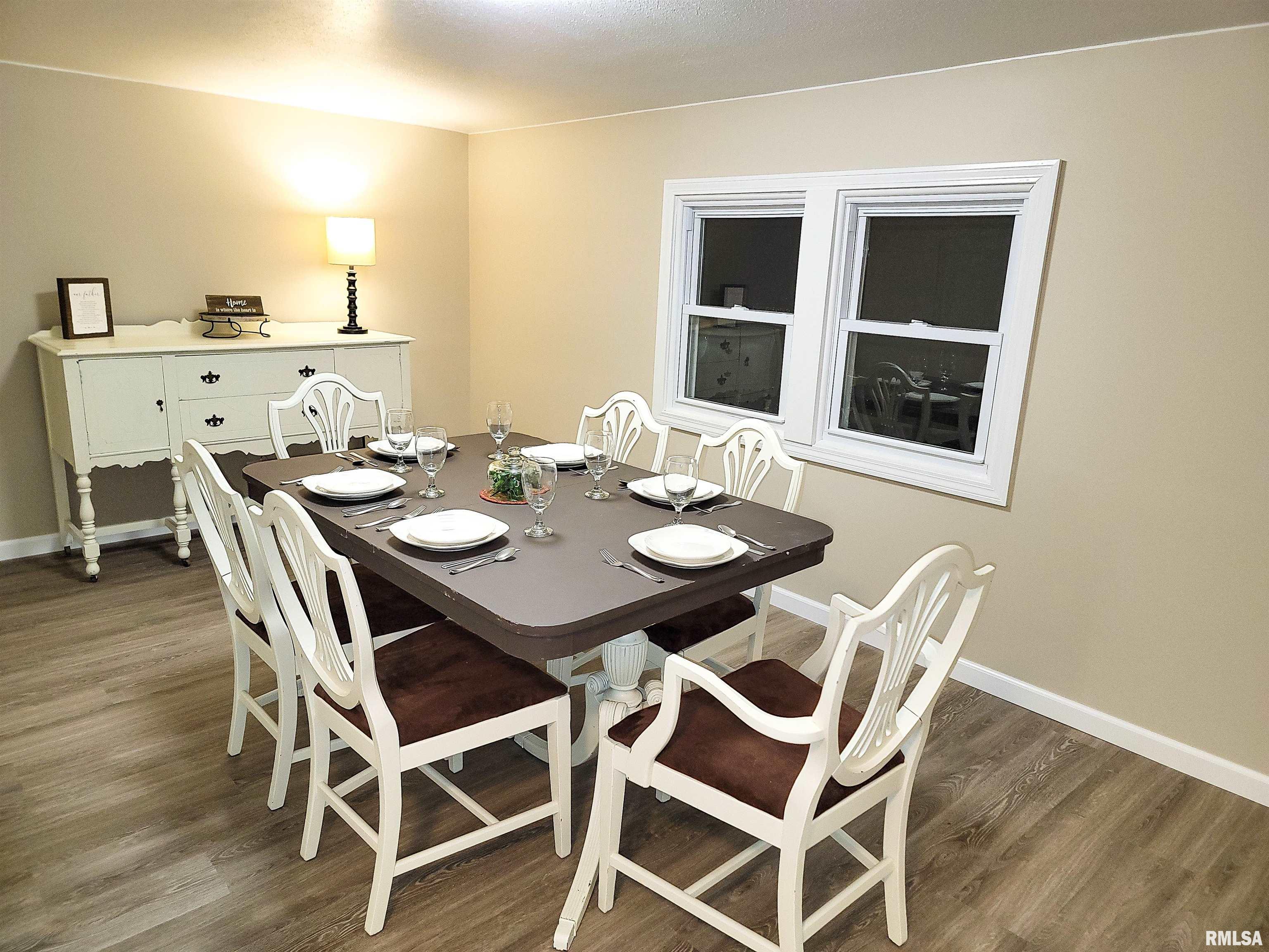 427 East 4th Street Flora, IL 62839 - Photo 6 of 77 Gallery Image 6