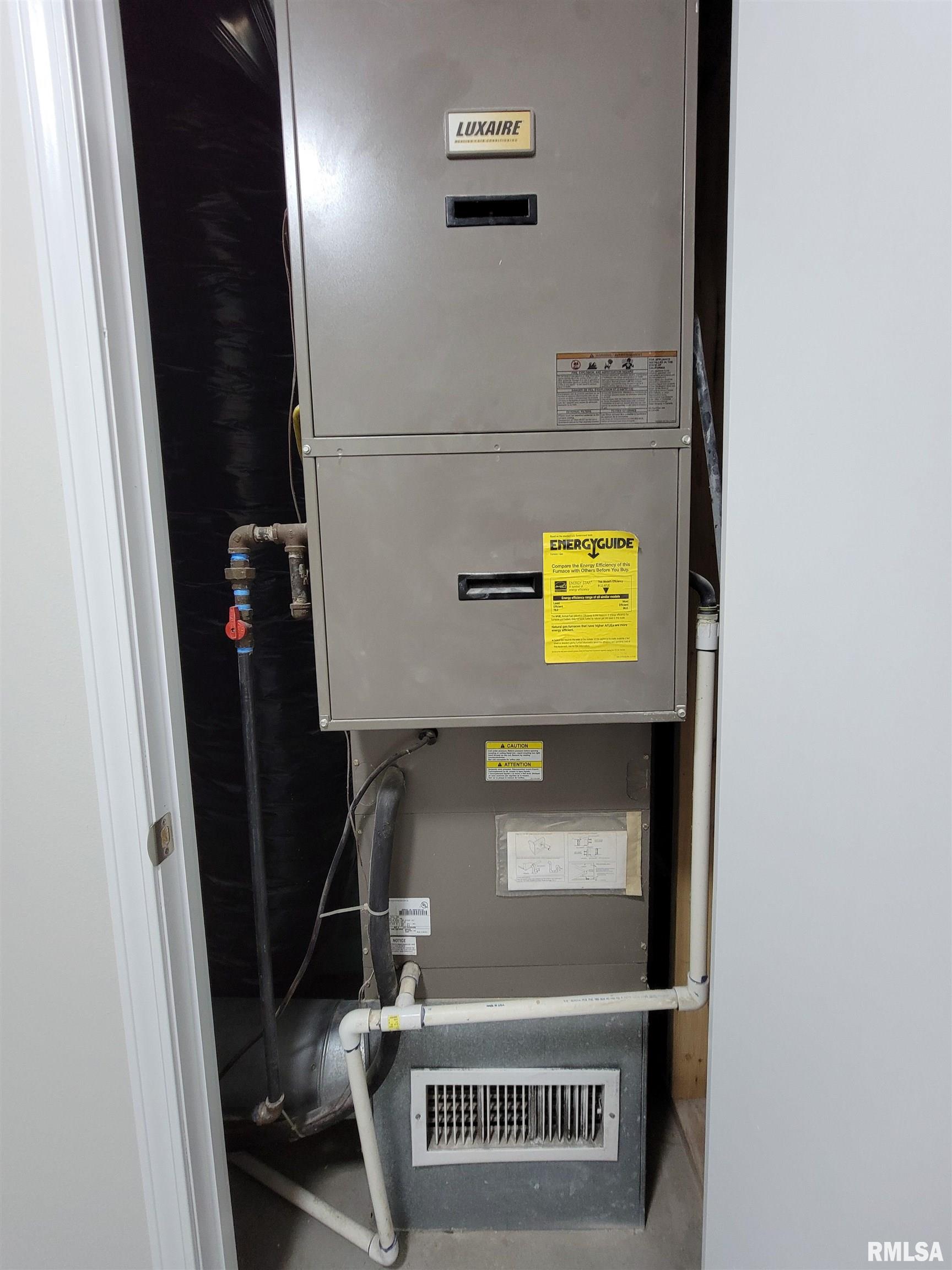 427 East 4th Street Flora, IL 62839 - Photo 69 of 77 Gallery Image 69