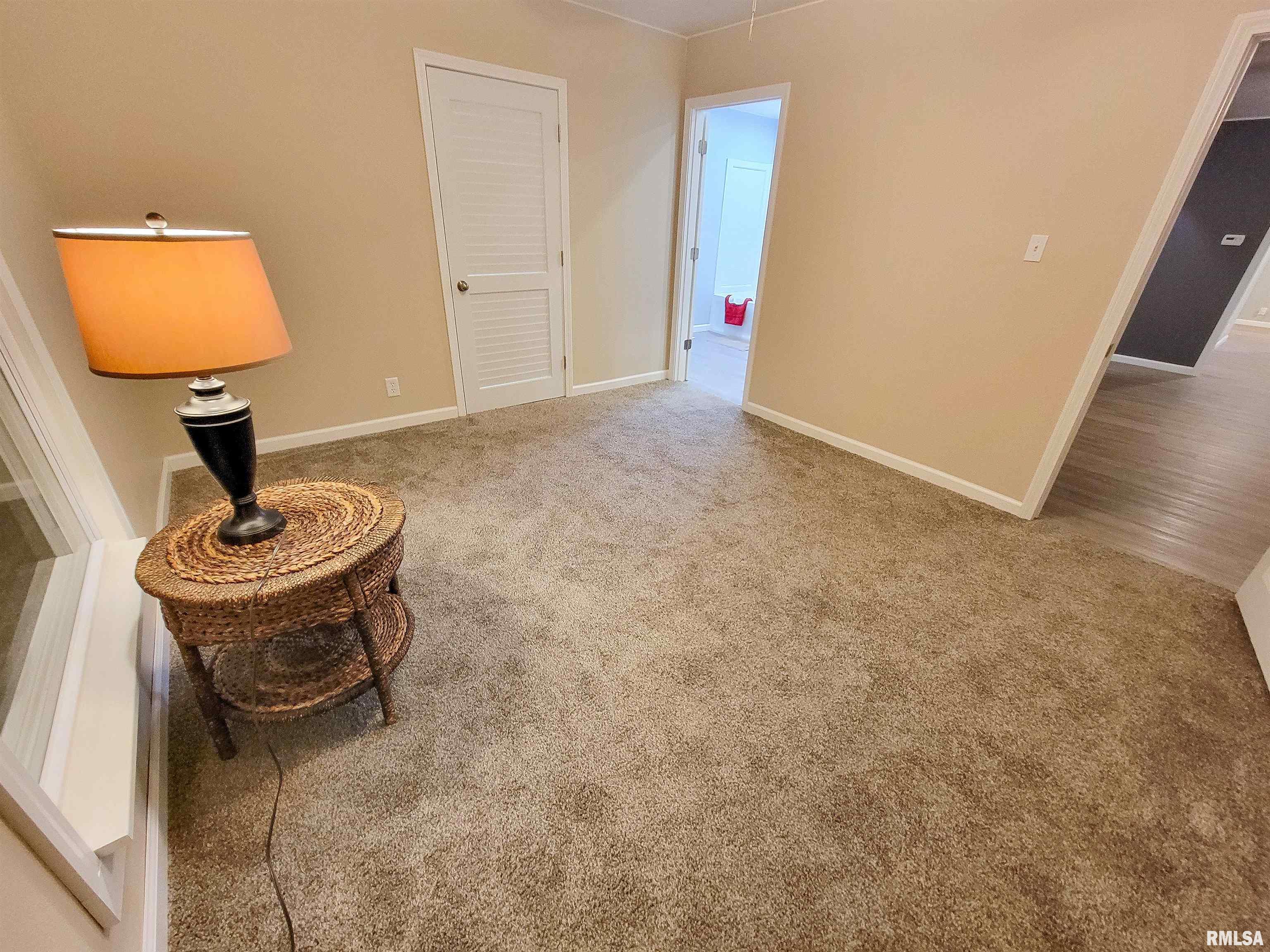 427 East 4th Street Flora, IL 62839 - Photo 7 of 77 Gallery Image 7
