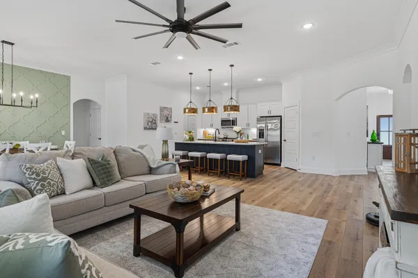 $699,999 | 35 Highland Drive Northwest, Fort Walton Beach, FL 32548