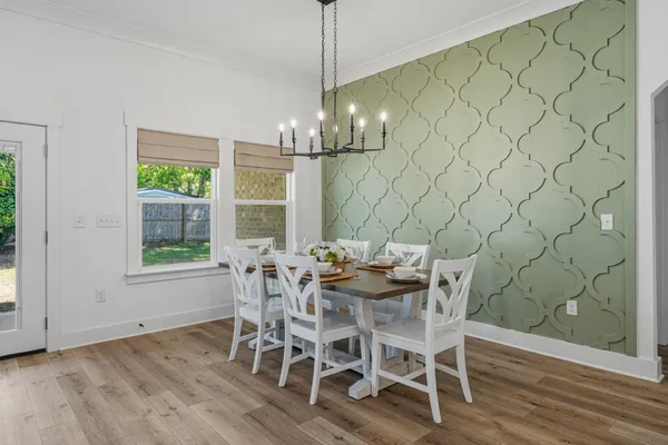 $699,999 | 35 Highland Drive Northwest, Fort Walton Beach, FL 32548