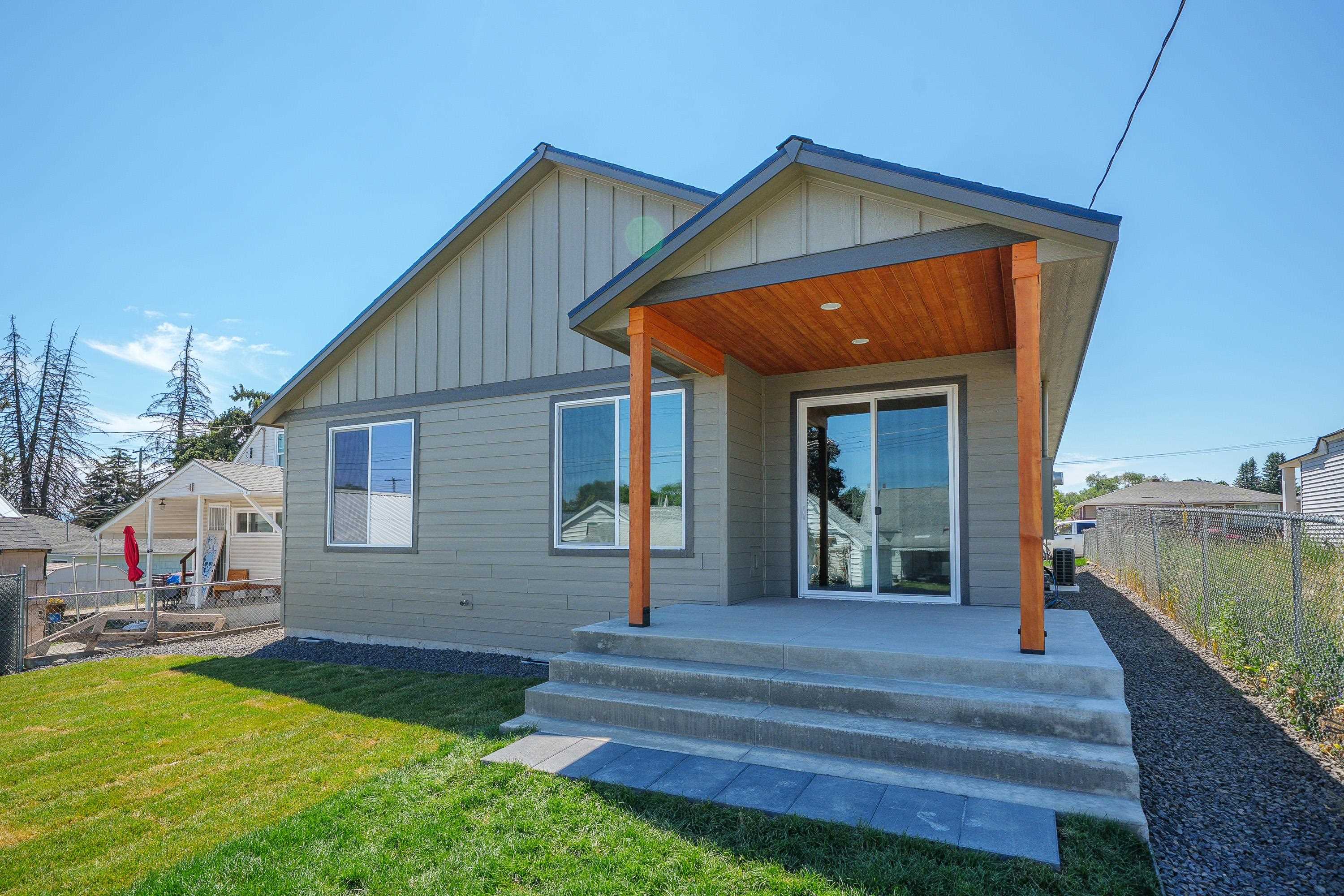 2011 East Longfellow Avenue Spokane, WA 99207 - Photo 34 of 40