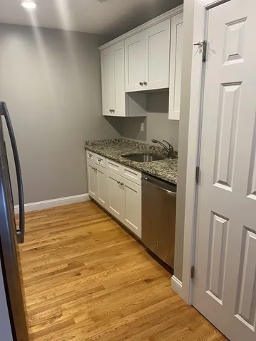 $2,350 | 20 Humphrey Street, Unit 9, Weymouth, MA 02189