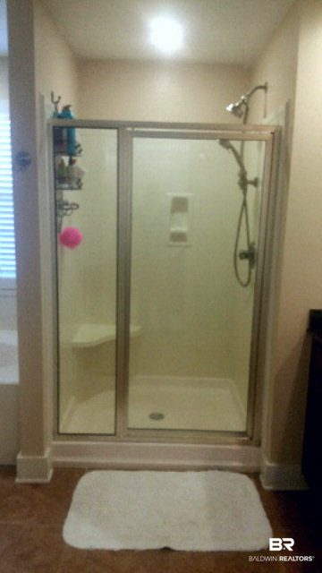 22068 Garland Loop Silverhill, AL 36576 - Photo 9 of 25 Master Shower