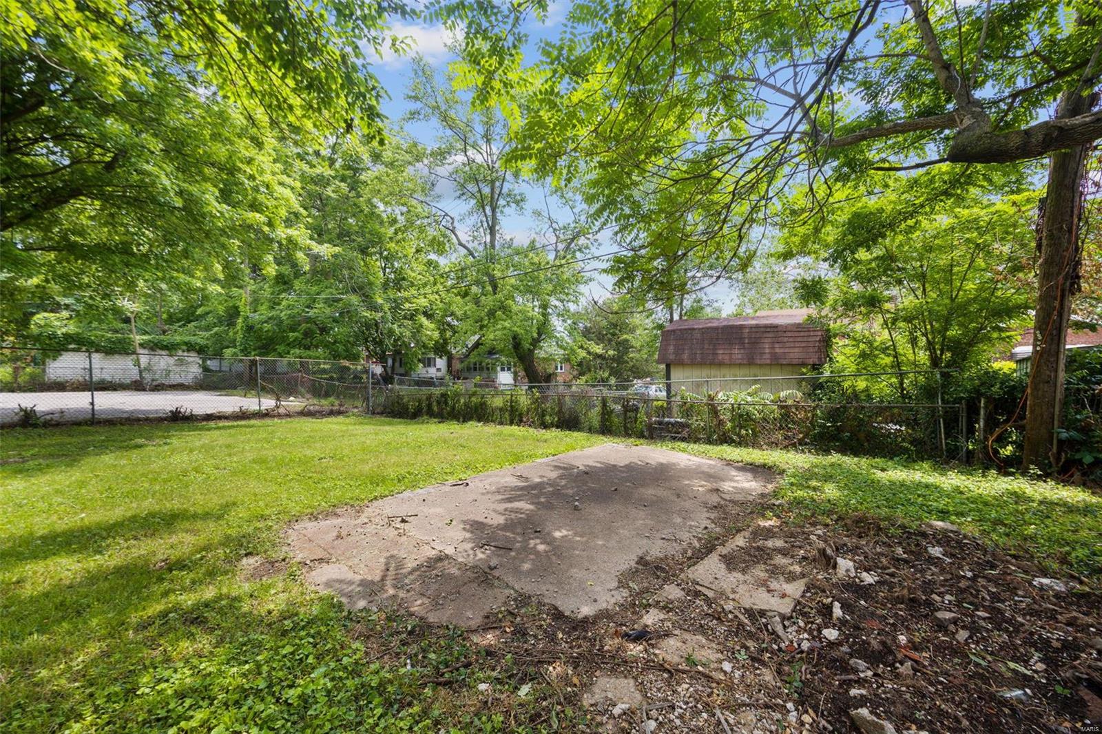 6916 Natural Bridge Road St. Louis, MO 63121 - Photo 32 of 33