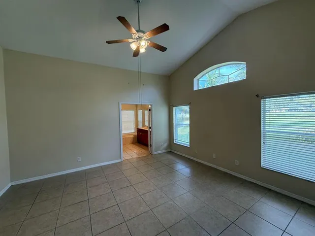 $2,600 | 6226 Bobby Jones Court, Palmetto, FL 34221