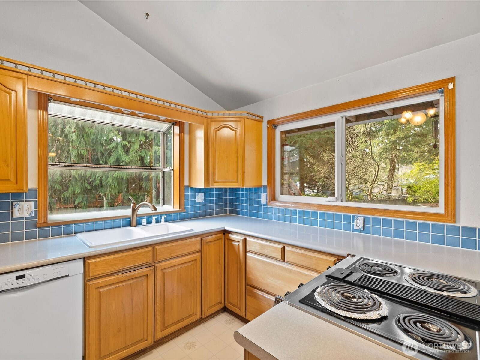 510 223rd Street Southwest Bothell, WA 98021 - Photo 10 of 31