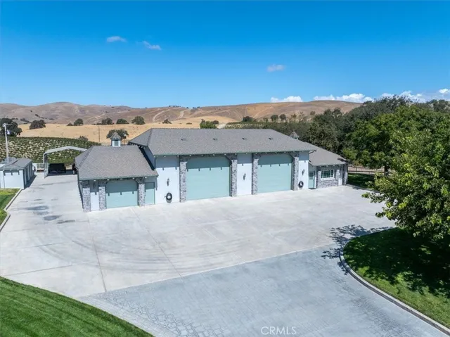 $3,850,000 | 8283 Cross Canyons Road, San Miguel, CA 93451