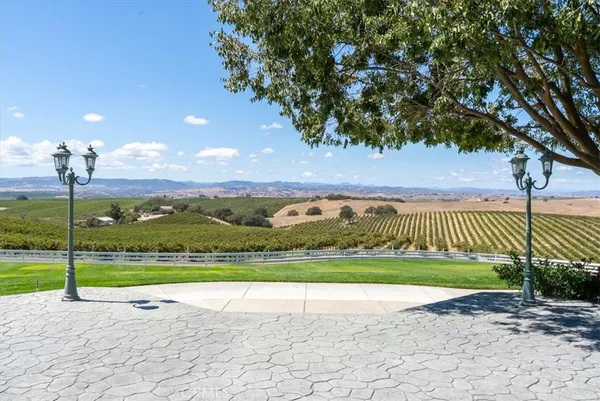 $3,300,000 | 8283 Cross Canyons Road, San Miguel, CA 93451