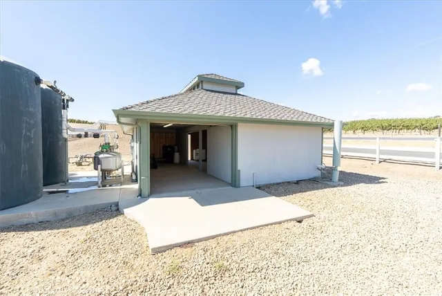 $3,850,000 | 8283 Cross Canyons Road, San Miguel, CA 93451