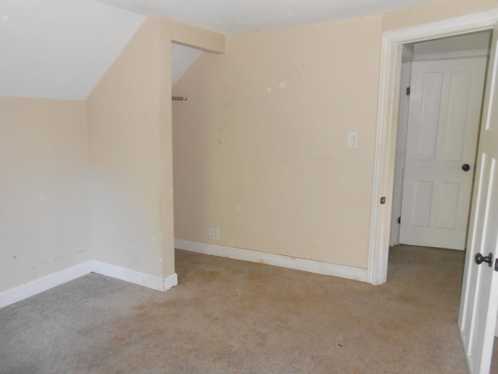 330 East Jones Street Warren, IN 46792 - Photo 4 of 20