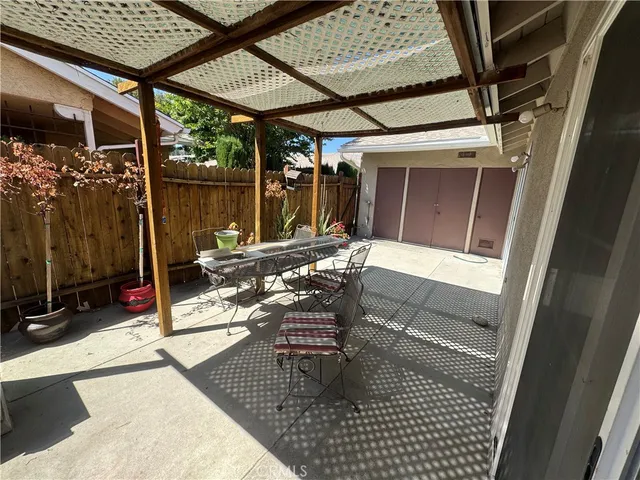 $3,000 | 18914 Circle Of The Oaks, Newhall, CA 91321