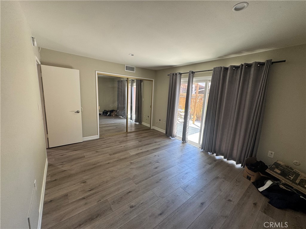 18914 Circle Of The Oaks Newhall, CA 91321 - Photo 8 of 13