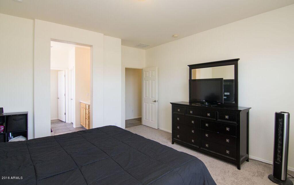 4205 West Coles Road Laveen, AZ 85339 - Photo 16 of 32 Master bedroom