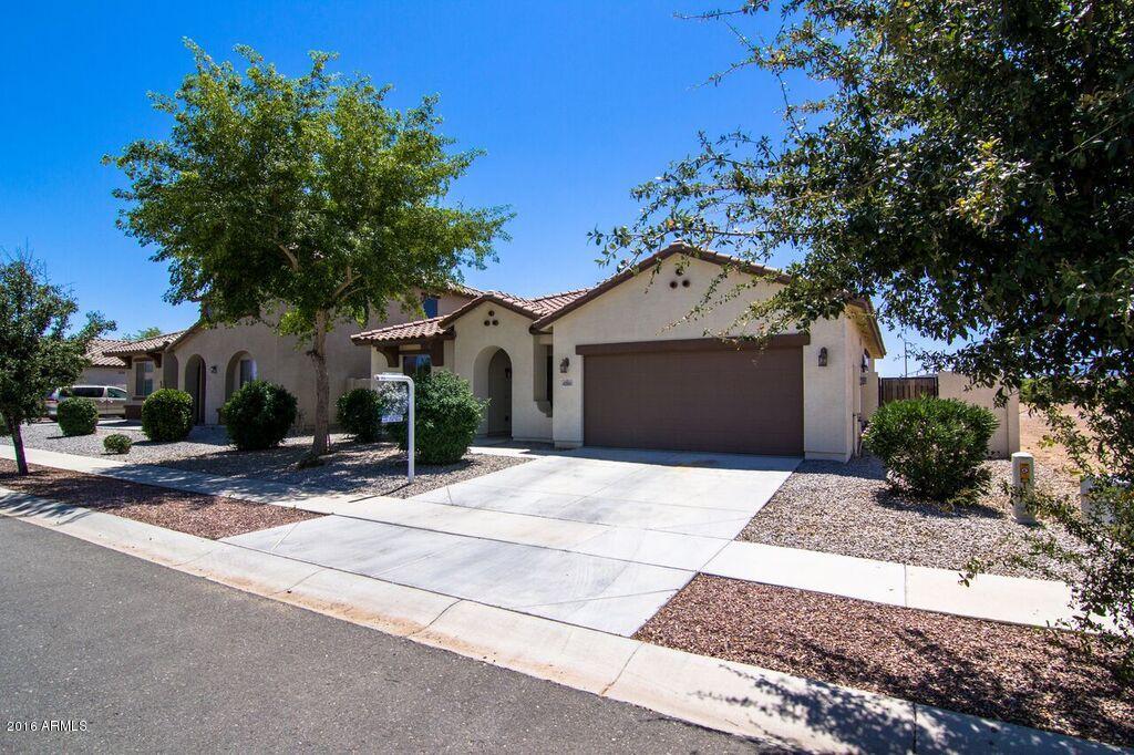 4205 West Coles Road Laveen, AZ 85339 - Photo 8 of 32 front of house