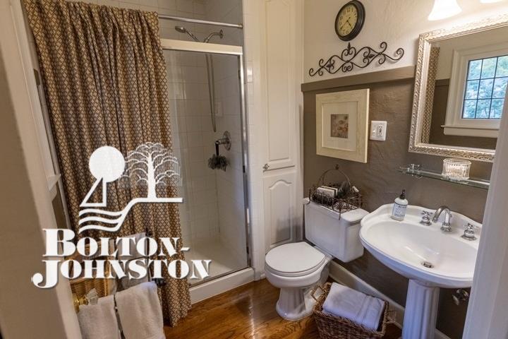 438 Roland Road Grosse Pointe Farms, MI 48236 - Photo 23 of 33