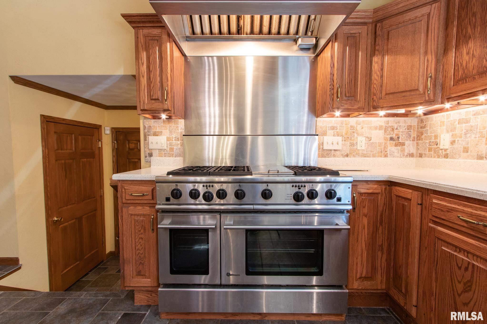 8322 Martin Weber Road Glasford, IL 61533 - Photo 11 of 45 Gallery Image 11