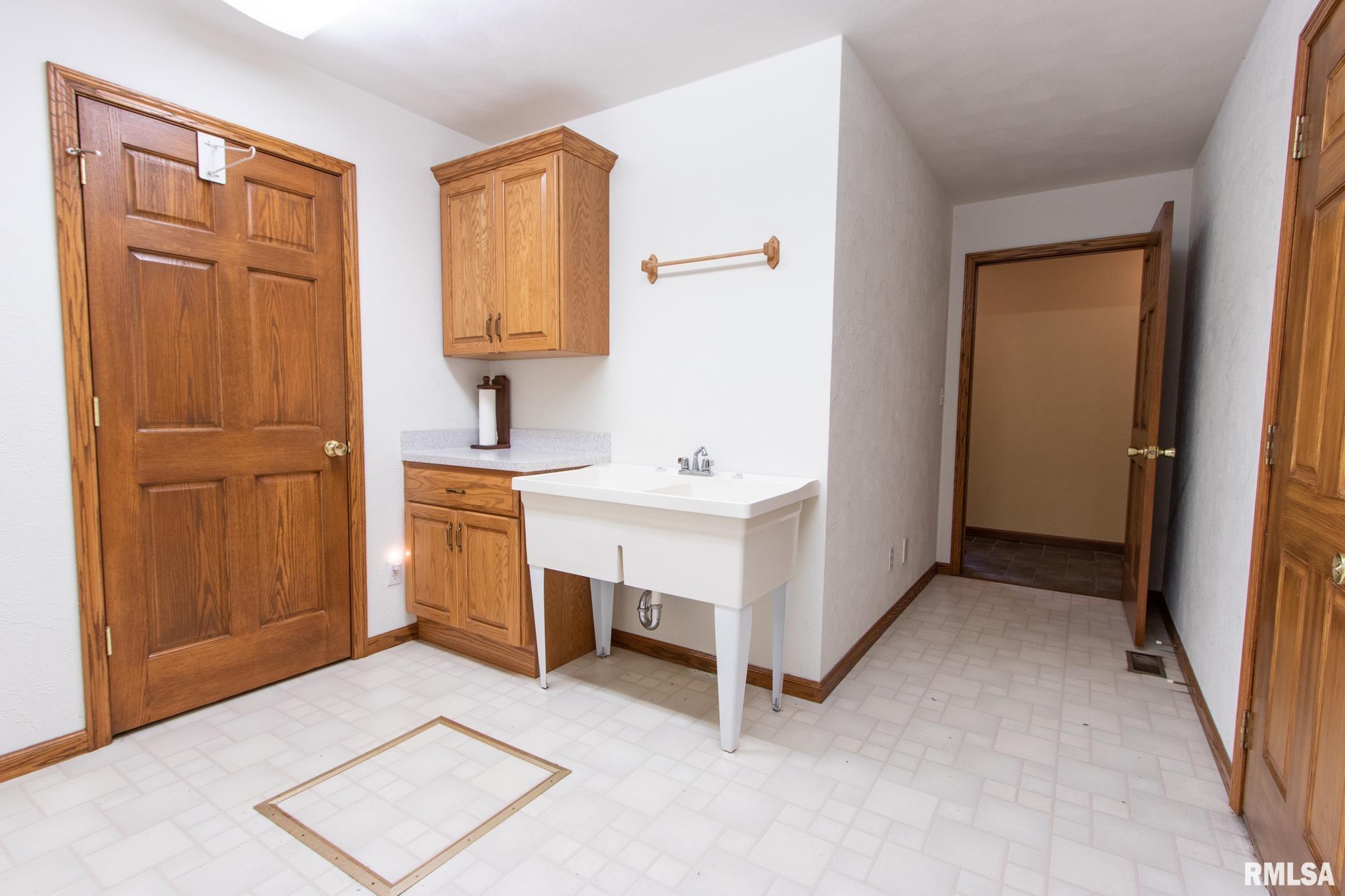 8322 Martin Weber Road Glasford, IL 61533 - Photo 25 of 45 Gallery Image 25
