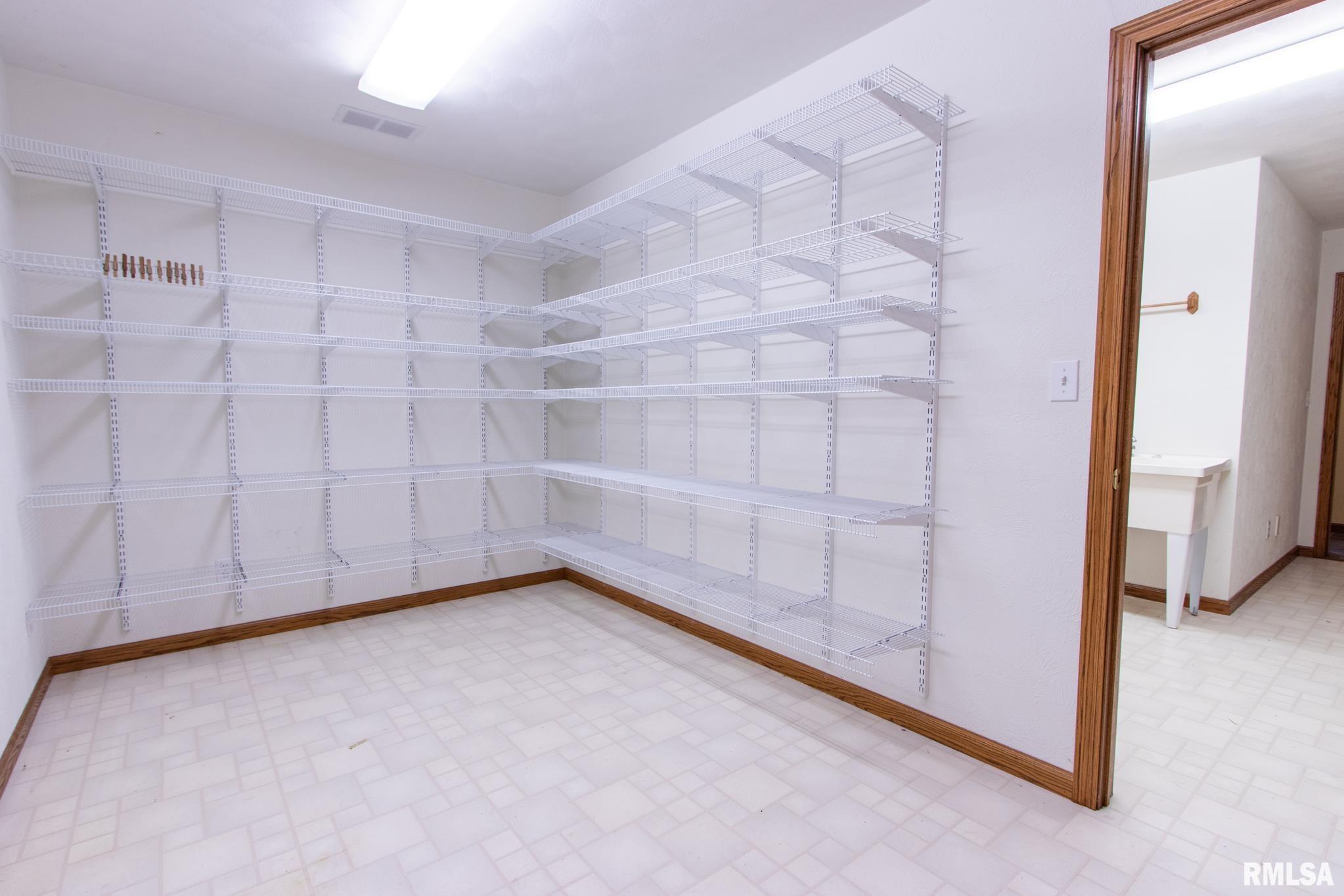 8322 Martin Weber Road Glasford, IL 61533 - Photo 26 of 45 Gallery Image 26