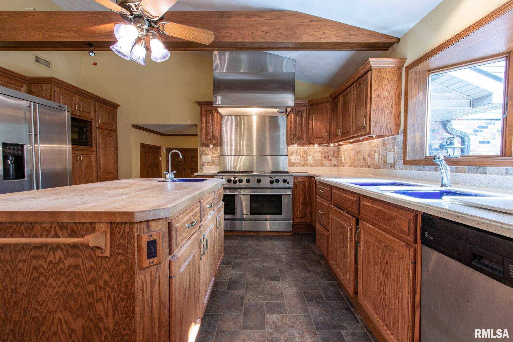 8322 Martin Weber Road Glasford, IL 61533 - Photo 10 of 45 Gallery Image 10