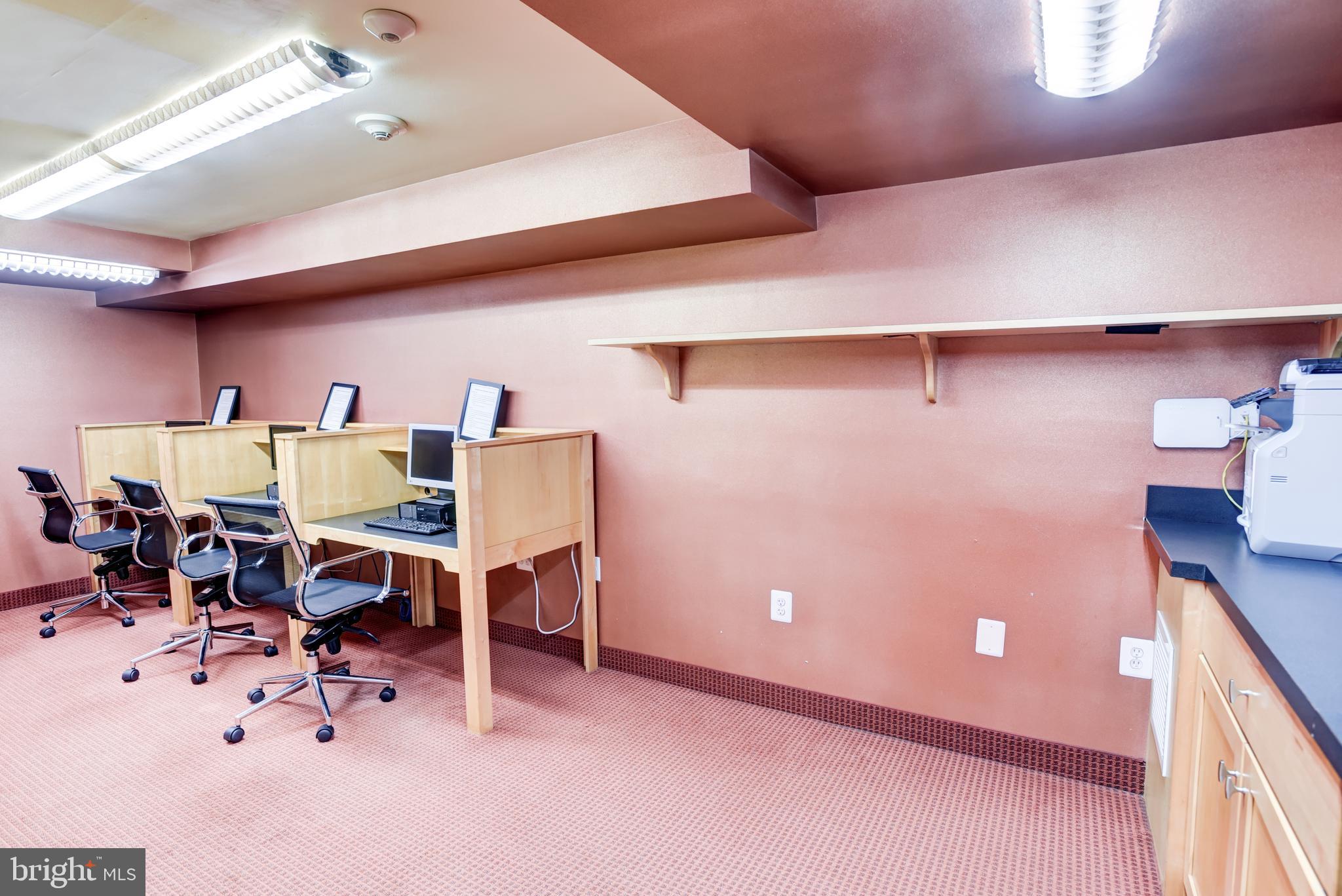 950 25th Street Northwest, Unit 927N Washington, DC 20037 - Photo 31 of 32 Business Center