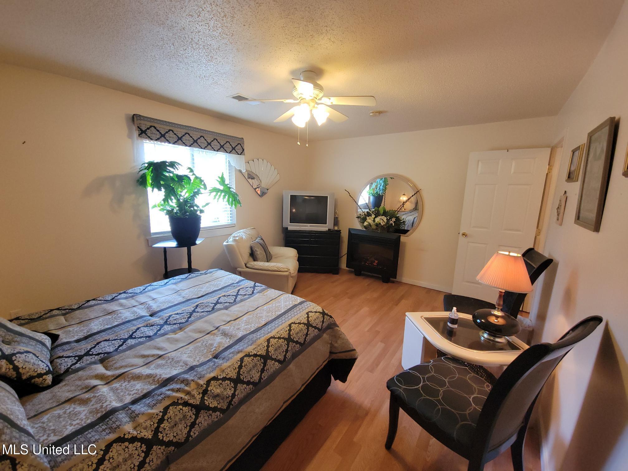 5675 Dubbs Road Dundee, MS 38626 - Photo 15 of 51 Bedroom 2